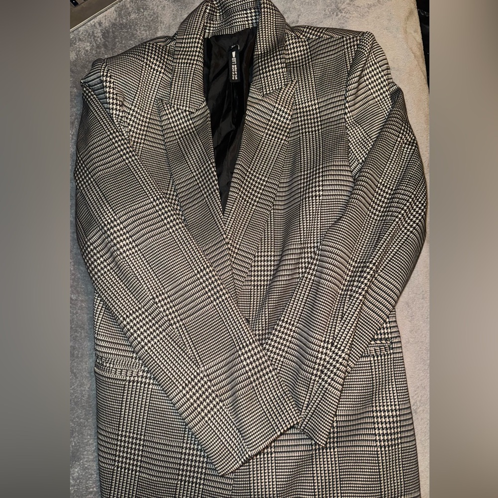 Design Lab Lord & Taylor Houndstooth Blazer with Padded Shoulders
